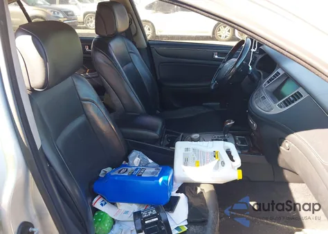 2010 Hyundai Genesis 4.6 from USA, damaged, VIN KMHGC4DF5AU071728